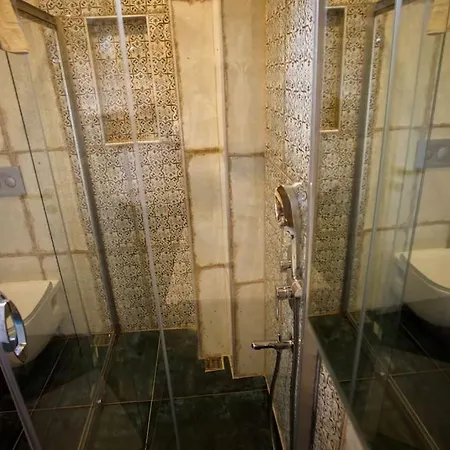 Parla 3 / Hotell 4*