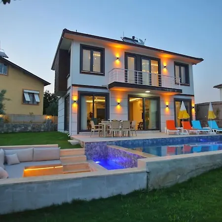 Parla 3 / Hotel 4*